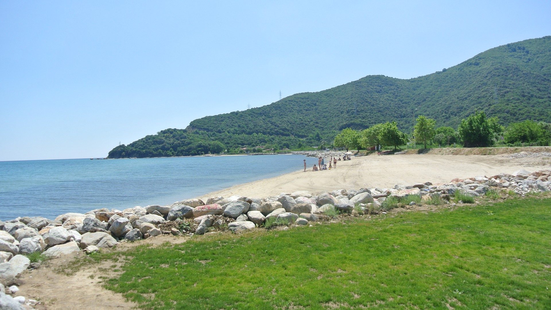 Milies Apartments — beach and mountain view in Stavros, Volvi